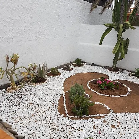 Ξενοδοχείο με διαμερίσματα Lavanda 3*