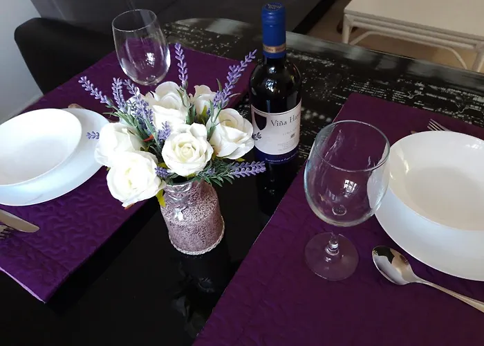 Lavanda Apartahotel 3*