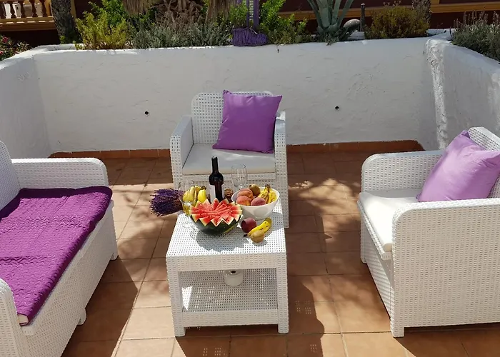 Lavanda Apartahotel 3*